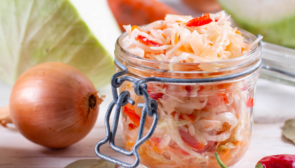 selbstgemachtes Kimchi im Glas | © Canva, Ahanov Michael