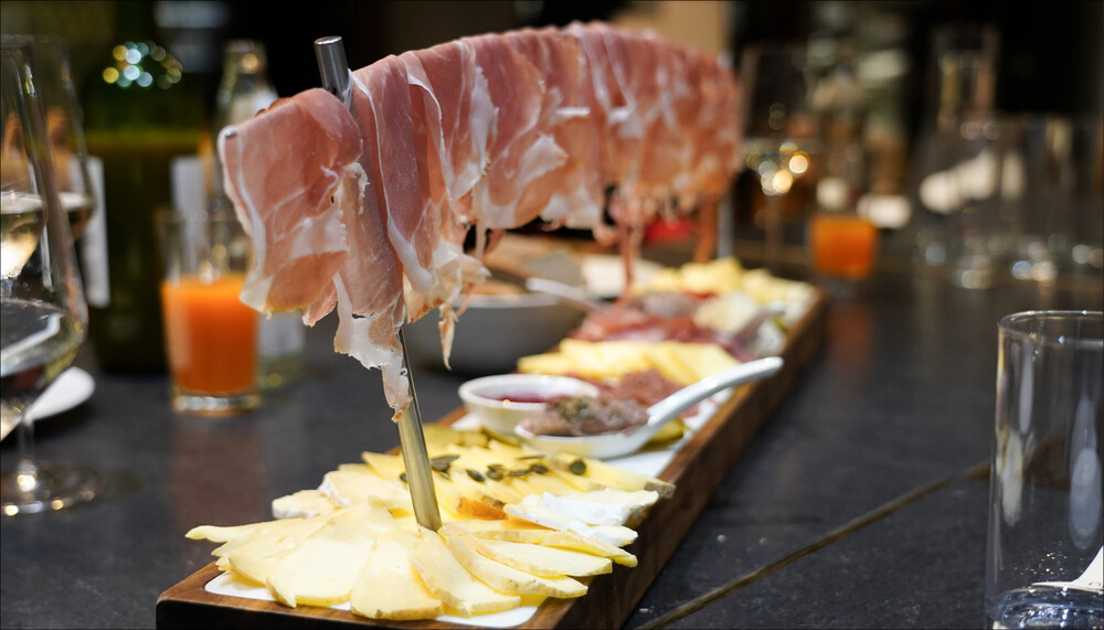 Jause im Schladminger Bauernladen Heimatgold | © Land schafft Leben