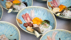Karpfen-Donburi von Lukas Nagl  | © Anna Stoecher